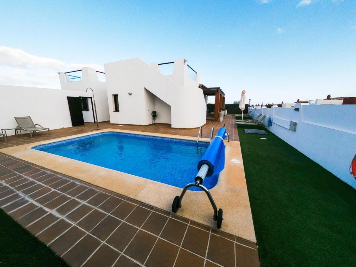Villa James Caleta De Fuste Exterior foto